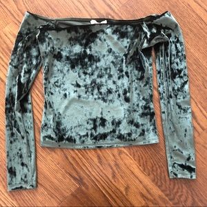 UO Silence + Noise Green Velvet Off Shoulder Top